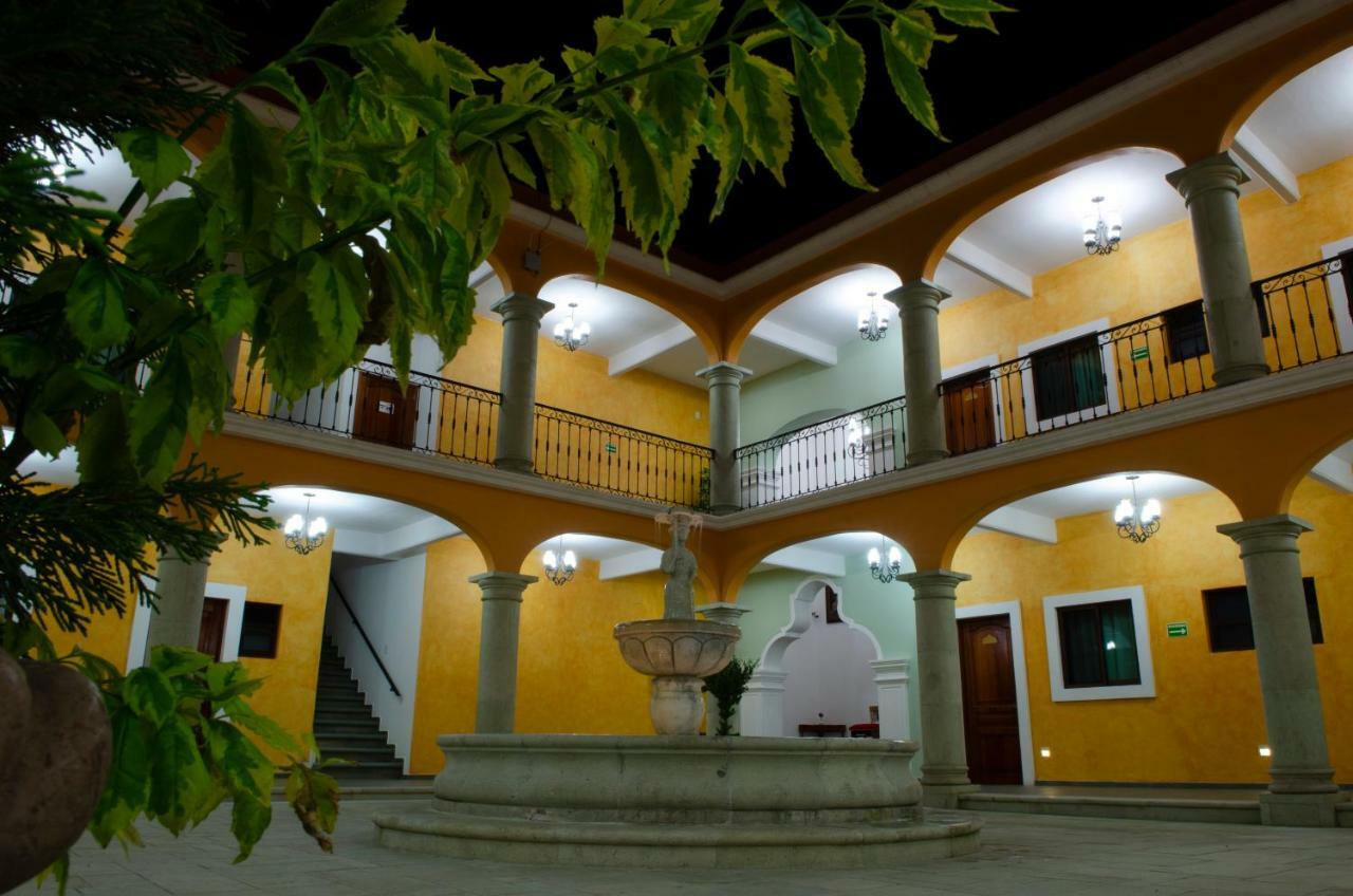 Hotel Casa Franco San Pedro y San Pablo Teposcolula エクステリア 写真