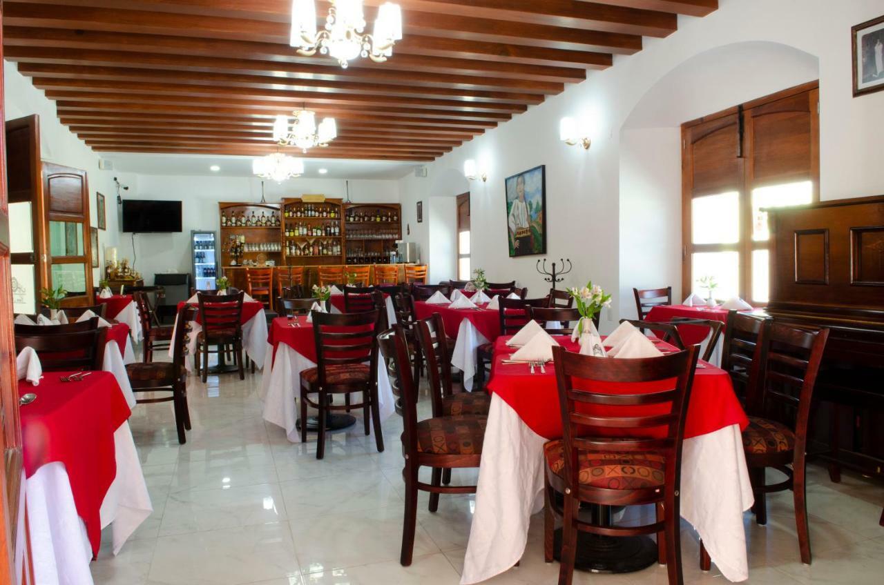 Hotel Casa Franco San Pedro y San Pablo Teposcolula エクステリア 写真